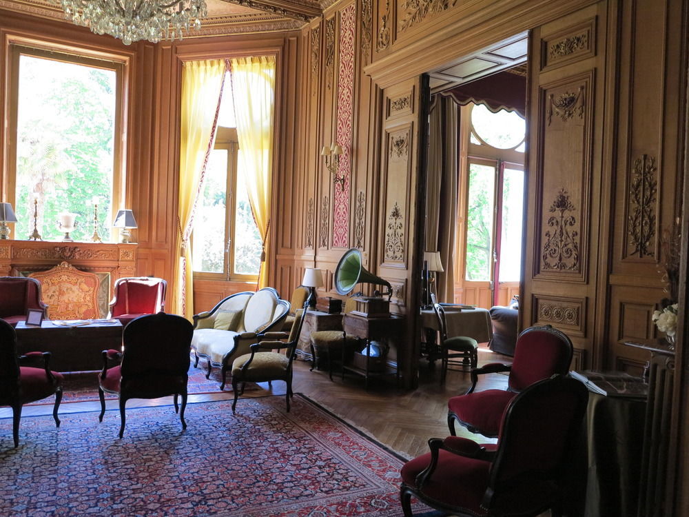 Hotel Chateau De Verrieres & Spa Saumur Exterior photo